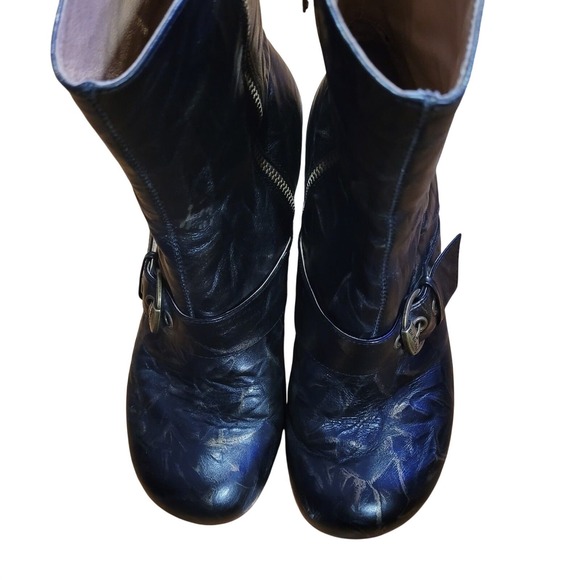 Gee WaWa Anthropologie Distressed Black & Gold Lava Ankle Boots Boho Steampunk - Picture 9 of 11